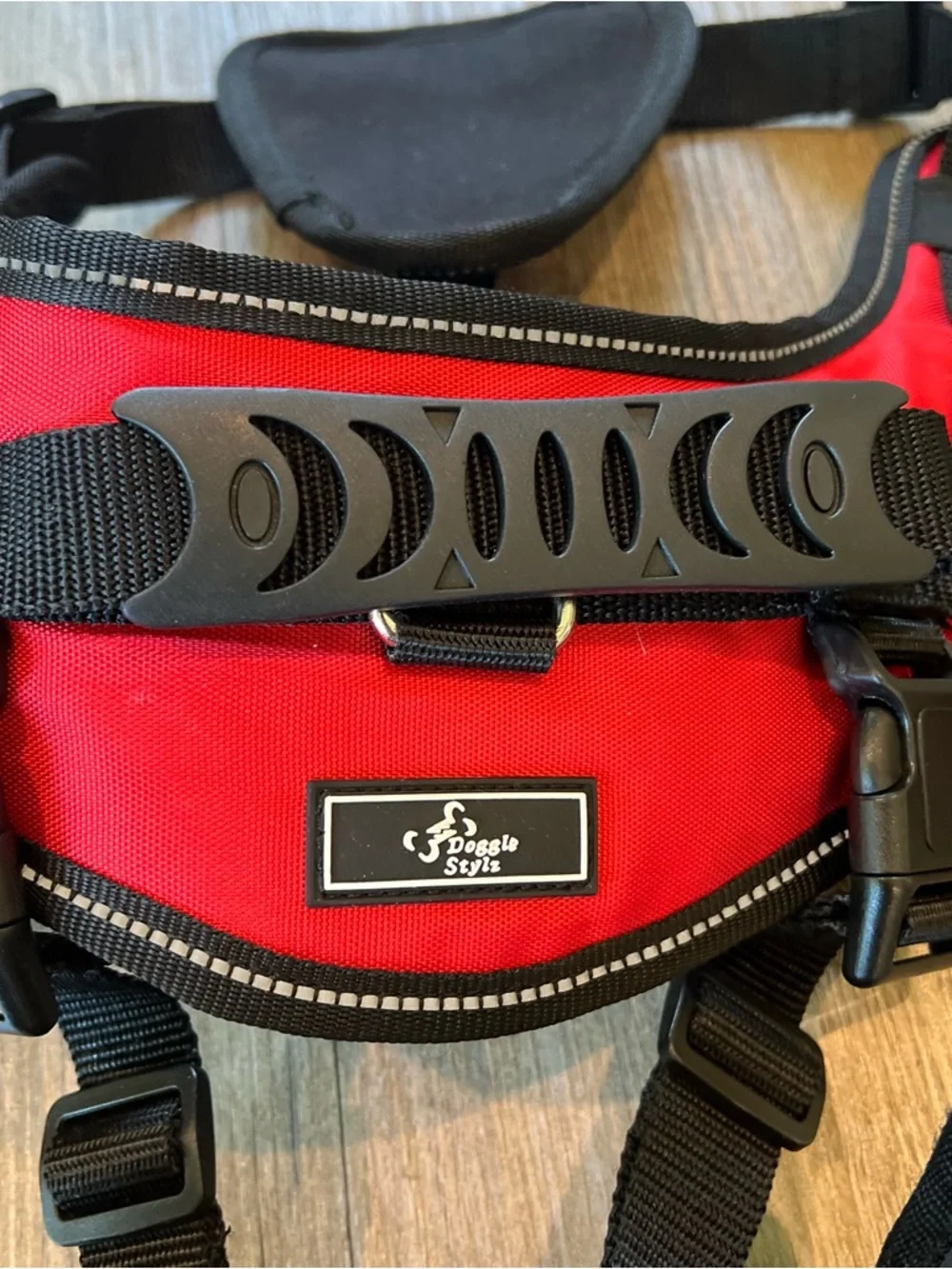 Red Doggie Stylz dog harness size large